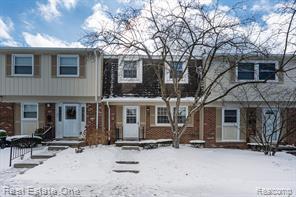 5075 Buckingham in Troy, MI - Building Photo