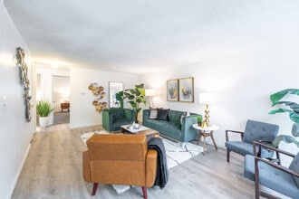Mohawk Green Apartments in Boulder, CO - Foto de edificio - Interior Photo
