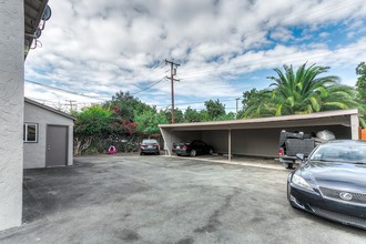 The Mammoth Homes in San Jose, CA - Building Photo - Building Photo