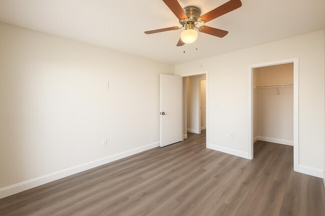 2724 Vandiver Dr in West Palm Beach, FL - Foto de edificio - Building Photo