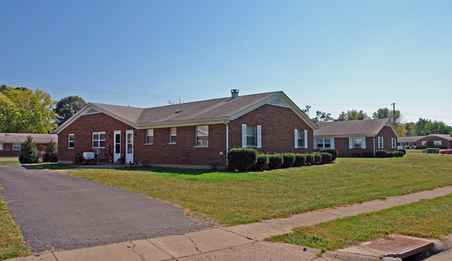 1150 Bishop Dr in Dayton, OH - Building Photo - Building Photo