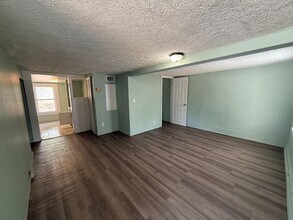 750 Escambia St in Jacksonville, FL - Building Photo - Building Photo