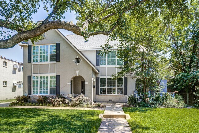 property at 3912 Rawlins St