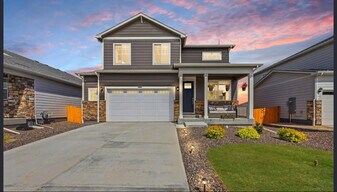 14640 Guernsey Dr in Mead, CO - Building Photo