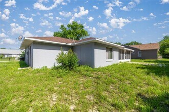15121 SW 35th Avenue Rd in Ocala, FL - Building Photo - Building Photo