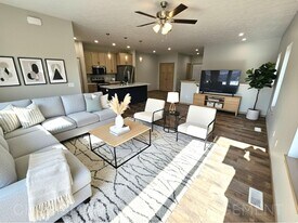 9622 W Tunis Dr in Sioux Falls, SD - Building Photo