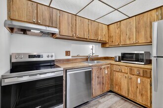 5220 Las Verdes Cir in Delray Beach, FL - Building Photo - Building Photo