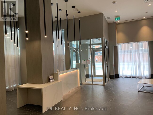 219-1508219 Dundas St E in Toronto, ON - Building Photo - Building Photo