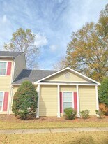 926 Harvard Pl in Auburn, AL - Building Photo