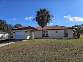 311 Oak Ln Dr in Ocala, FL - Building Photo