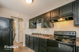 9431 Pepperidge Dr in Indianapolis, IN - Building Photo - Building Photo