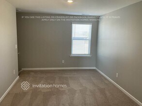 528 Almere Dr in Hampton, GA - Building Photo - Building Photo