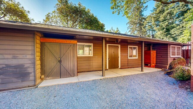 property at 4773 Montecito Ave