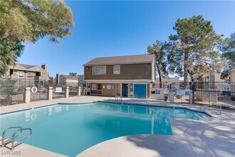 4672 Krissylouise Way in Las Vegas, NV - Building Photo - Building Photo