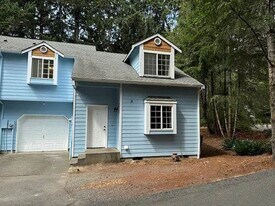 14704 37th Ave Ct NW in Gig Harbor, WA - Building Photo