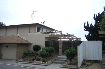 El Camino Real 4-Plex in Oceanside, CA - Foto de edificio