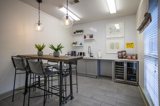 Evergreen at the Bluffs in Knoxville, TN - Building Photo - Interior Photo