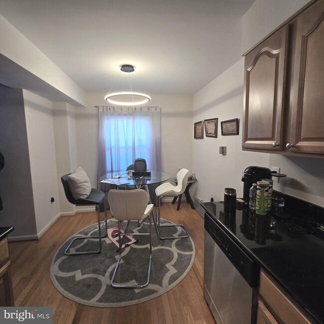 3336 Spring Ln in Falls Church, VA - Building Photo - Building Photo