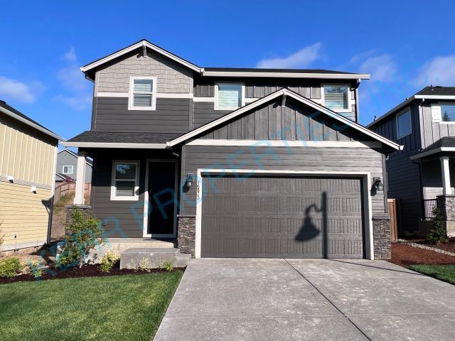 16873 SE Mist Layer Lp in Happy Valley, OR - Foto de edificio
