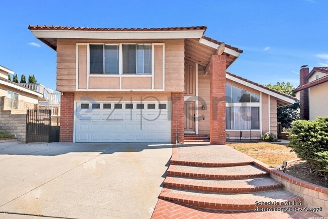 23414 Amberwick Pl in Diamond Bar, CA - Building Photo - Building Photo