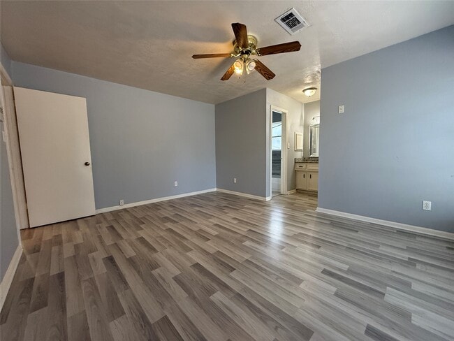 property at 422 Gamewood Dr
