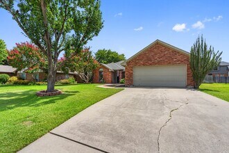 19 Alamosa Dr in Trophy Club, TX - Foto de edificio - Building Photo