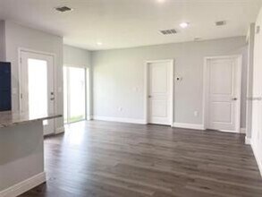 515 Blackbird Ln in Poinciana, FL - Building Photo - Building Photo