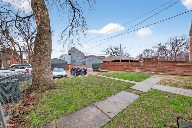 4170 McRee Ave, Unit 1W