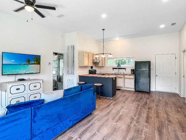 property at 15698 Danne Rd