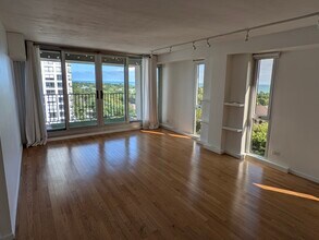 1960 N Lincoln Park W, Unit 1310 in Chicago, IL - Building Photo - Building Photo