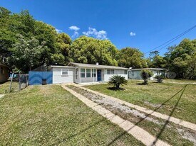 4623 Suffolk Ave in Jacksonville, FL - Building Photo