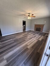 1453 S Fort Ave in Springfield, MO - Building Photo - Building Photo