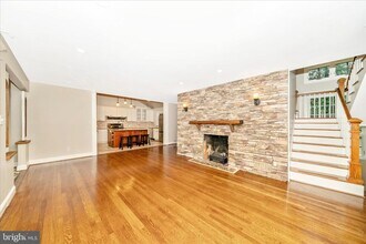 1925 Pagebrook Rd in Silver Spring, MD - Building Photo - Building Photo