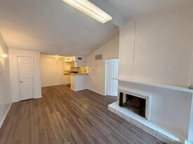 7152 Fair Oaks Ave in Dallas, TX - Building Photo