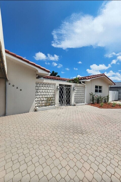 2030 SW 23rd Ave in Fort Lauderdale, FL - Building Photo