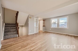 12345 Bonfire Dr in Reisterstown, MD - Building Photo - Building Photo