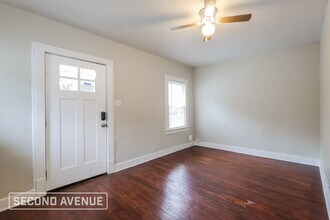 1629 S 30th St in Louisville, KY - Foto de edificio - Building Photo