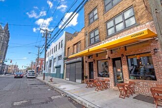 346 Communipaw Ave in Jersey City, NJ - Building Photo - Building Photo