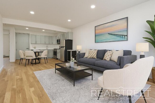 183 Chauncey St in Brooklyn, NY - Building Photo - Building Photo