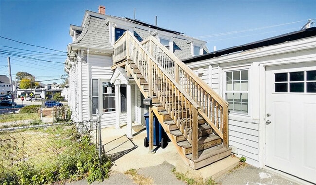 187 Washington St in Quincy, MA - Building Photo - Building Photo