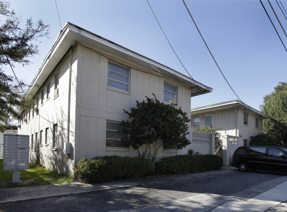 916-924 Childrens Way in Jacksonville, FL - Building Photo