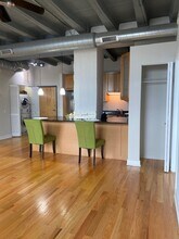 1791 W Howard St in Chicago, IL - Building Photo - Building Photo