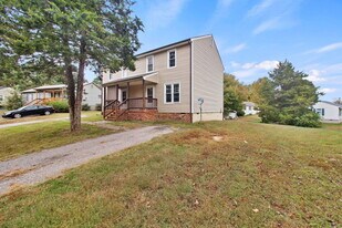 2223 Bowlin Ct in Richmond, VA - Building Photo