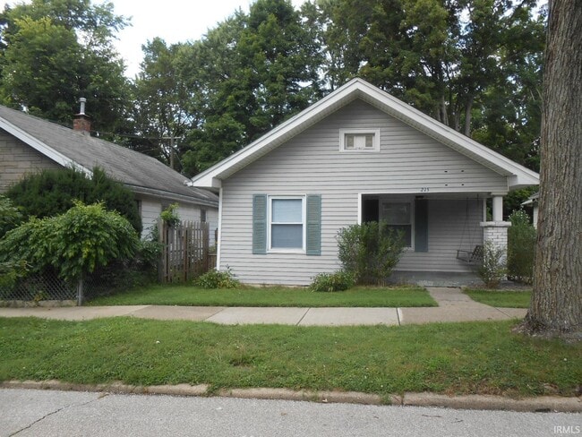 property at 215 E 12th St