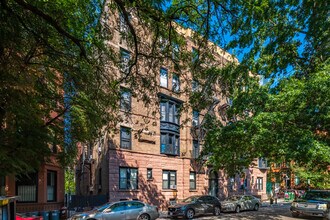 214 Clinton St in Brooklyn, NY - Foto de edificio - Building Photo
