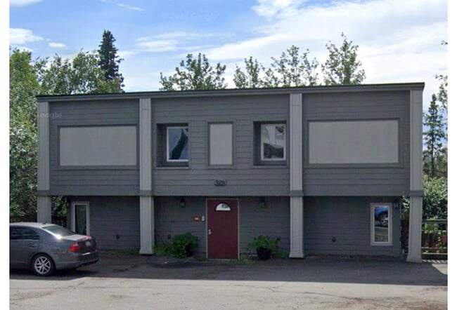 property at 328 E 15th Ave