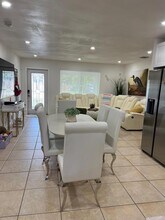 4711 SW 42nd Terrace in Fort Lauderdale, FL - Building Photo - Building Photo