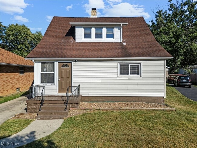 4571 W 157th St in Cleveland, OH - Building Photo - Building Photo