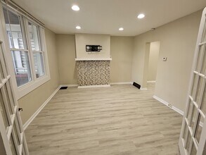 535 E Warrington Ave in Pittsburgh, PA - Building Photo - Building Photo
