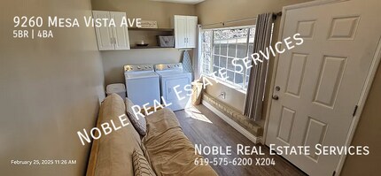 9260 Mesa Vista Ave in La Mesa, CA - Building Photo - Building Photo